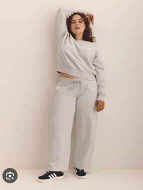 BNWOT- Adidas Wide-Leg Sweatpants
